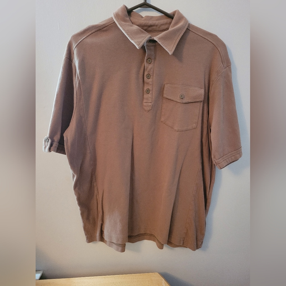 🖤 Tan polo shirt